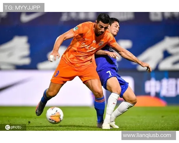 2015年鲁能与苏宁激战回顾：一场精彩绝伦的中超对决与历史意义分析